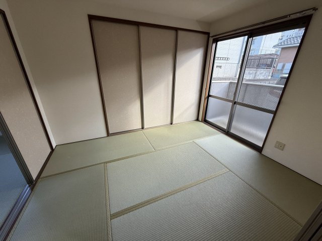 メゾン旭が丘A棟の和室