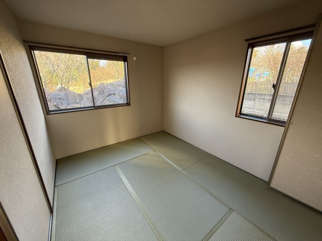 メゾン旭が丘A棟の和室