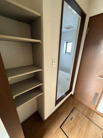 メゾン旭が丘A棟の収納