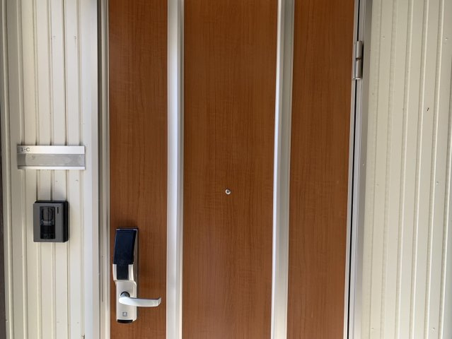 プラシードⅣの玄関