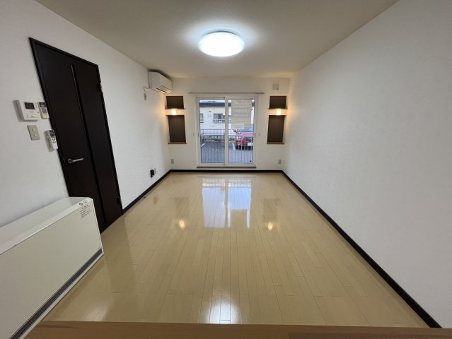 プラシードⅣの居間・リビング