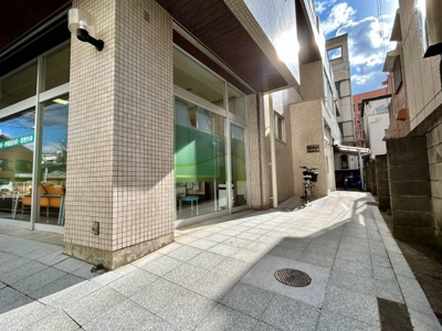 【エントランス】 | 岩崎ビル