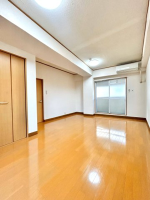 【洋室】 | 岩崎ビル