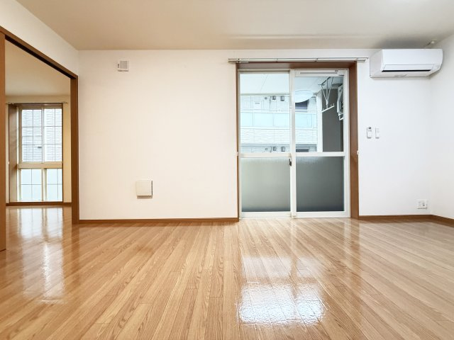 モンシェリカメリアⅢの居間・リビング