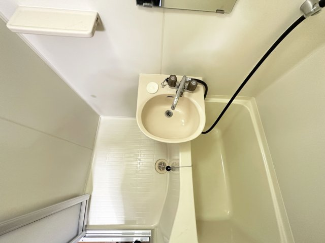 クレメント南宝永の浴室