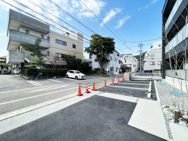 ＨＬ９　ｔｏｍｉｄａｂａｓｈｉ【ＢＥＬＳ認証】の駐車場