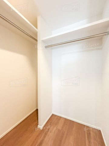 S-RESIDENCE六ツ門abreastIの収納|ウォークインクローゼットなので収納豊富です♪