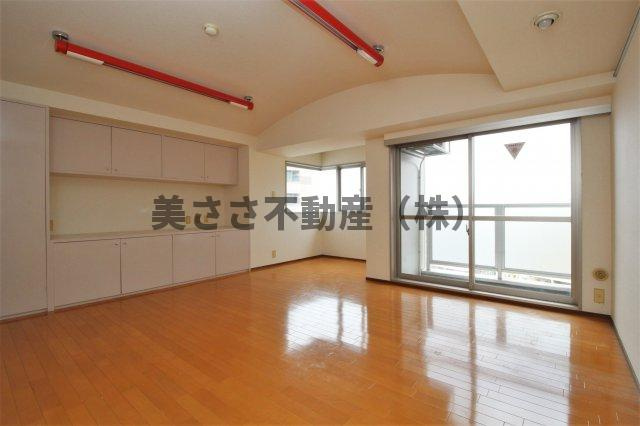 【洋室】 | フェミネ八王子