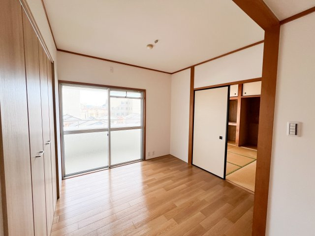 インペリアル西本Ⅰの洋室