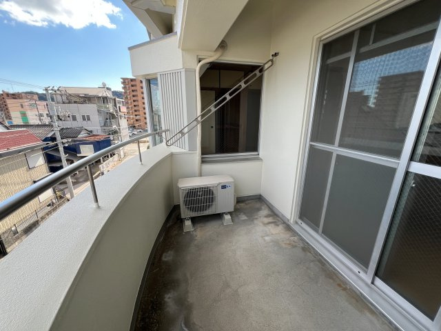 インペリアル西本Ⅰのバルコニー