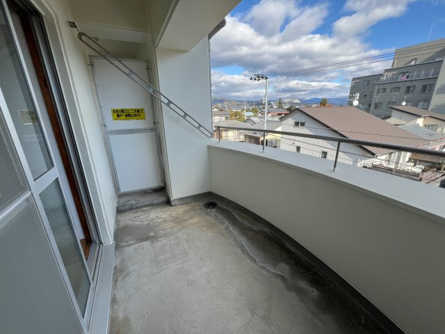 インペリアル西本Ⅰのバルコニー