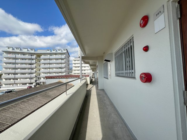 インペリアル西本Ⅰのエントランス