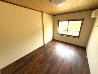 【寝室】 | ピース・レーヴ