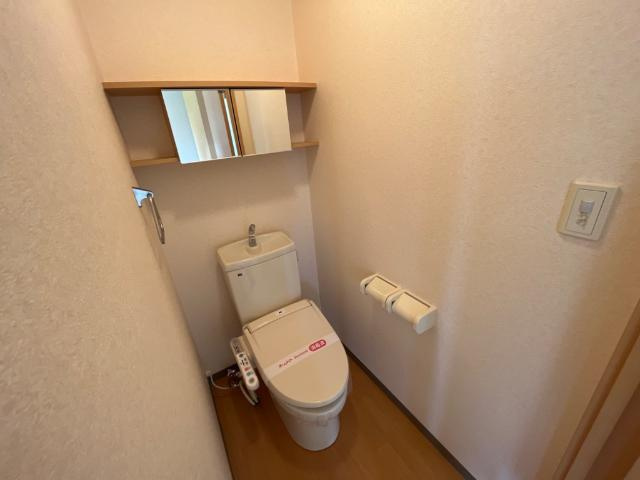 ＳＵＣＣＥＥＤのトイレ|シャワー付トイレ