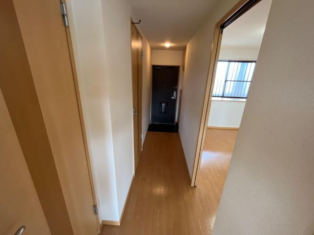 ＳＵＣＣＥＥＤの内装|廊下