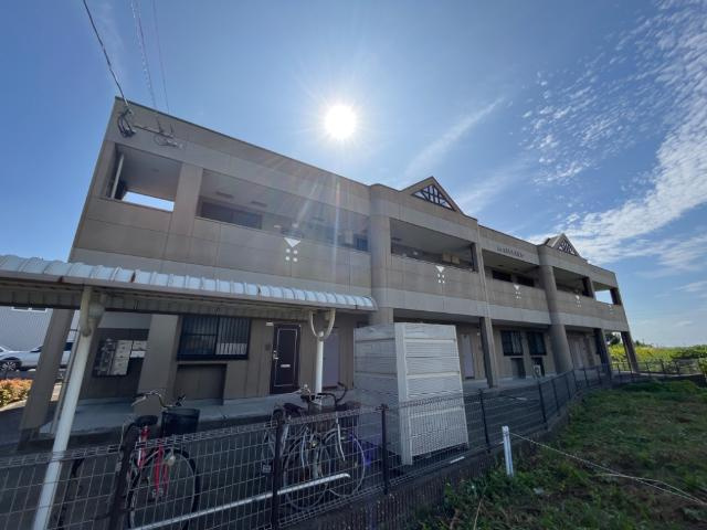 ＳＵＣＣＥＥＤの外観|外観写真（昼）