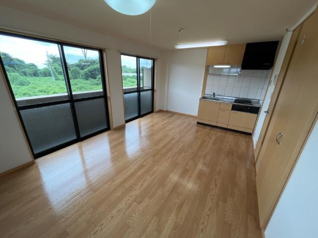 ＳＵＣＣＥＥＤの居間・リビング|リビング