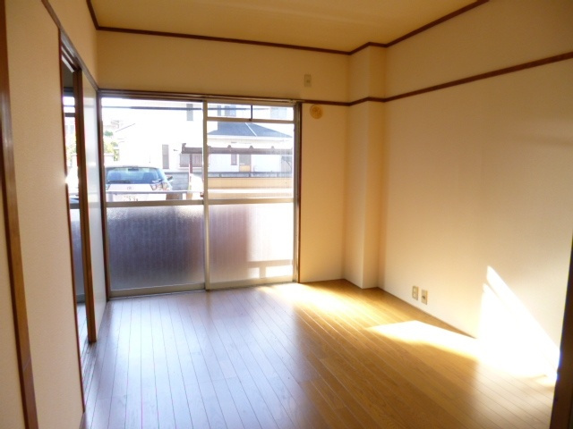 セザール麻美の洋室