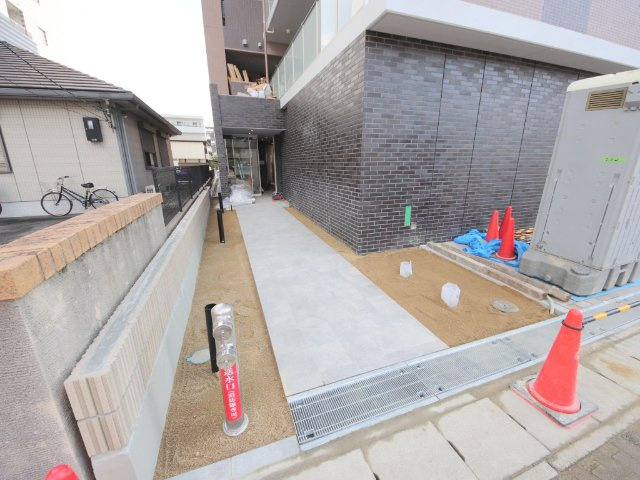 Sole Cedar 西大寺のエントランス