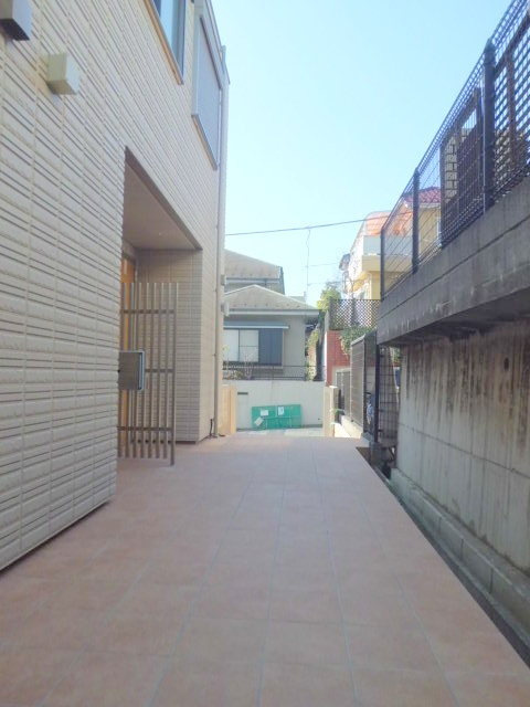 ｆｌｅｕｒのロビー|アプローチ