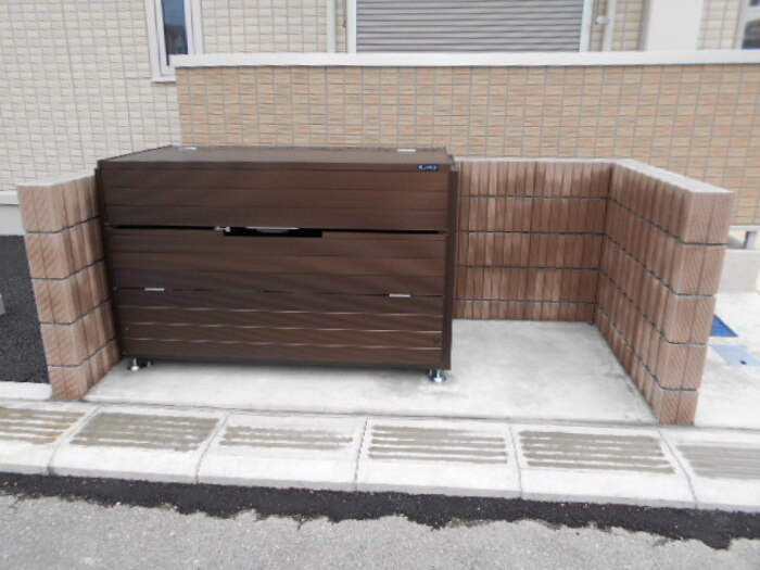 シャルマンのその他