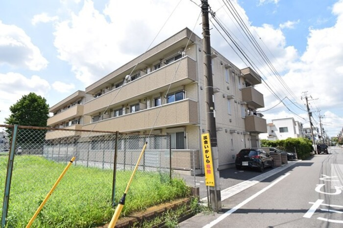 シャルマンの外観