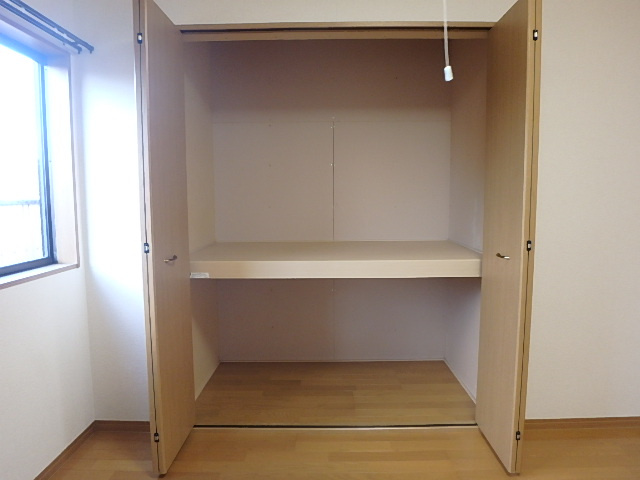 パープルの収納|E号室の写真（イメージ）