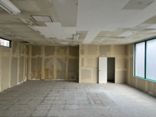 秦野市富士見町　貸店舗・貸事務所の内装