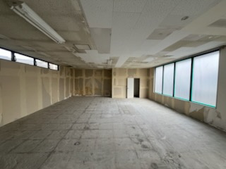 秦野市富士見町　貸店舗・貸事務所の内装