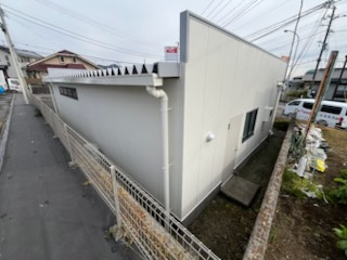 秦野市富士見町　貸店舗・貸事務所の外観