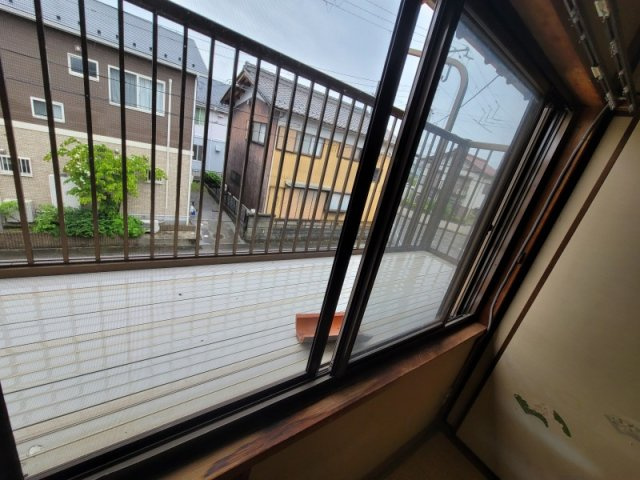 中薮町中古戸建のバルコニー|落ち着いた時間を過ごせるバルコニーです