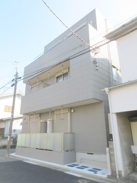 ＢＯＮＨＥＵＲ　ＦＡＭＩＬＩＡの外観