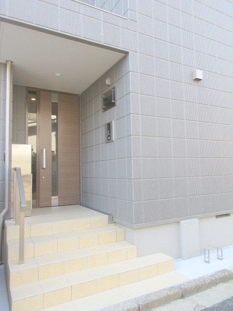 ＢＯＮＨＥＵＲ　ＦＡＭＩＬＩＡのロビー