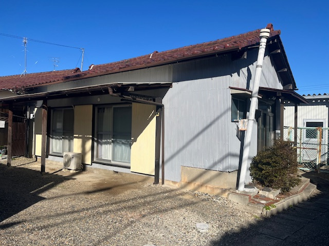 前並町貸家の外観