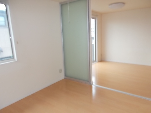 グランポルテＢの洋室