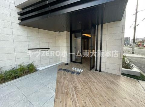 スワンズシティ大阪エスクレアのエントランス