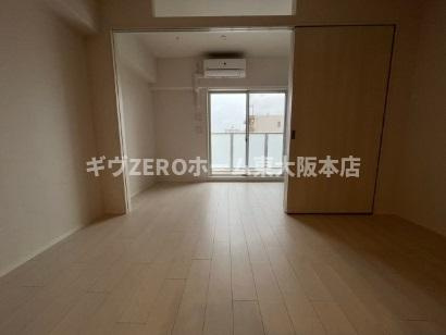 スワンズシティ大阪エスクレアの居間・リビング