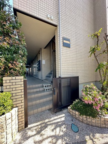 フォレストヒルズのエントランス