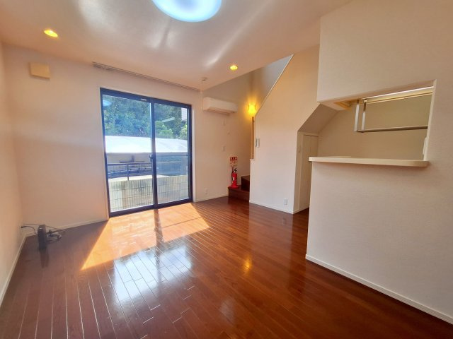 フォレストヒルズの居間・リビング