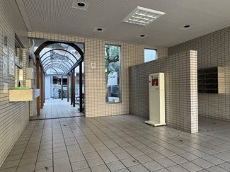 【エントランス】