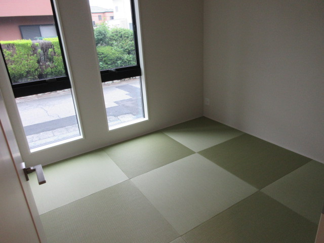 【仲介手数料無料】新築後未入居戸建　東松山市小松原町21-10（全2棟）の和室
