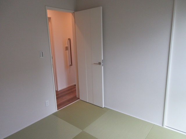 【仲介手数料無料】新築後未入居戸建　東松山市小松原町21-10（全2棟）の和室