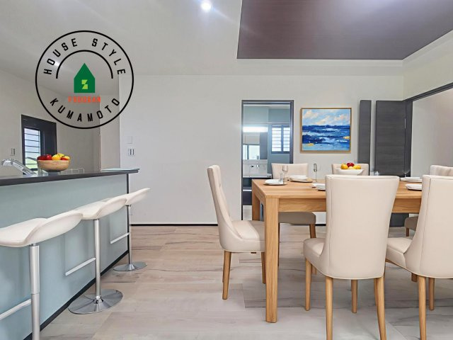 熊本市南区富合町杉島第6-4棟（2号棟）の居間・リビング|明るく開放的なリビングダイニングは豊かな陽光が注ぎ込み、やすらぎの空間を演出してくれます。ご家族で楽しいひとときをお過ごし下さい。※家具はCGを合成したものです。
