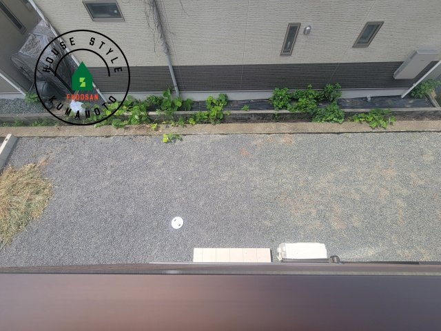 熊本市南区富合町杉島第6-4棟（2号棟）の展望|窓から緑が見える物件も魅力的です。