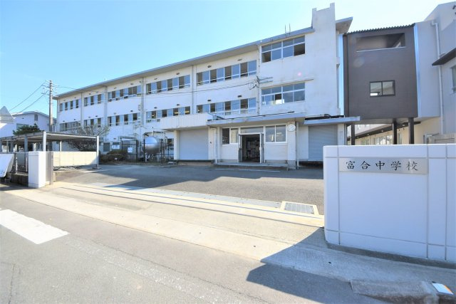 熊本市南区富合町杉島第6-4棟（2号棟）の周辺|富合中学校