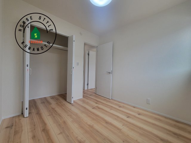 熊本市南区富合町杉島第6-4棟（3号棟）の和室|和室を上手に活用すると暮らし方の幅が広がります。例えば普段は開け放して、子供の小さいうちはお昼寝や遊びのスペースに。畳はソフトなので転んでもケガをしにくく安心です