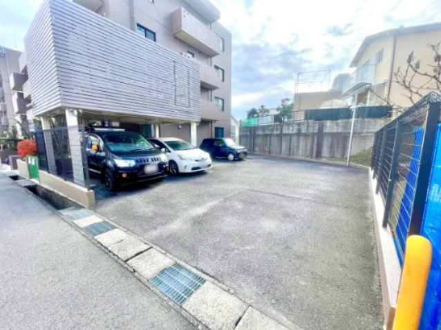 ユニーブル日進の駐輪場