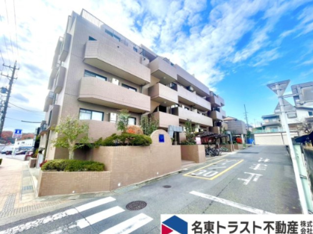 ユニーブル日進の外観