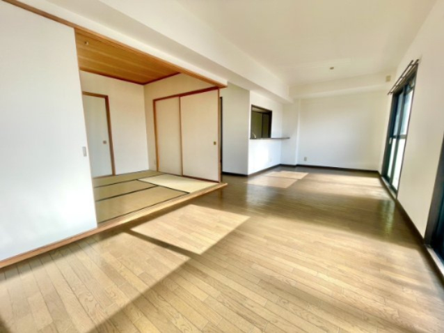 ユニーブル日進の居間・リビング|LDK