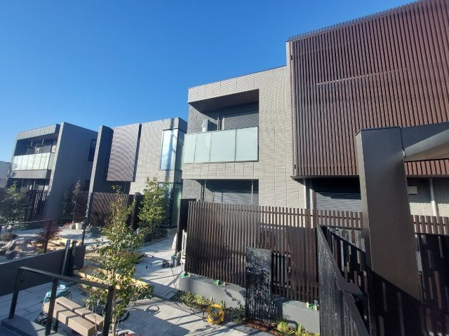 ＦｏｒｅｓｔＧｒａｎｄｅⅠ　フォレストグランデワンの外観|★新築　ZＥＨーＭ　ペット共生×IOTマンション　耐震構造の旭化成ヘーベルメゾン★
